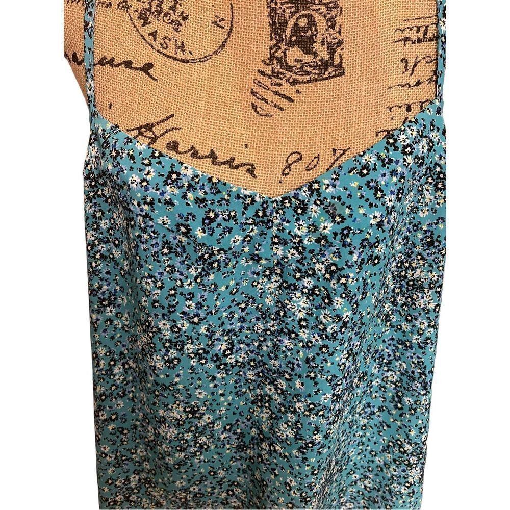 Torrid Floral Tank Top - Picture 2 of 5